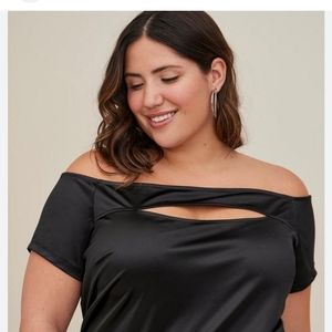NWT Torrid off shoulder satin top